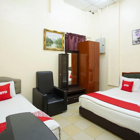 Spot On 90137 Casavilla Hotel Pudu Kuala Lumpur Exterior photo