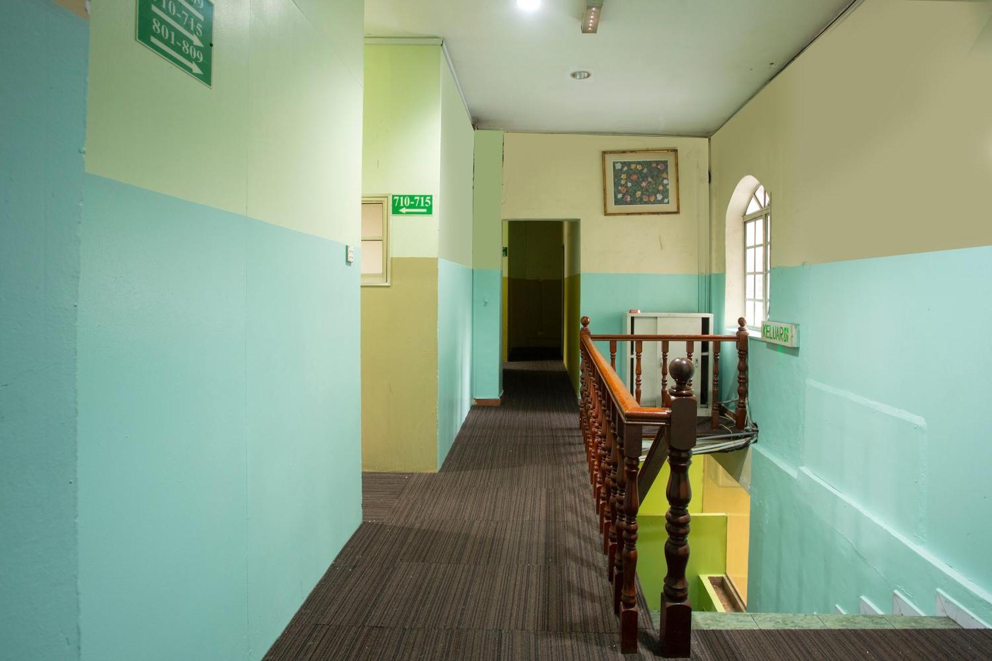 Spot On 90137 Casavilla Hotel Pudu Kuala Lumpur Exterior photo